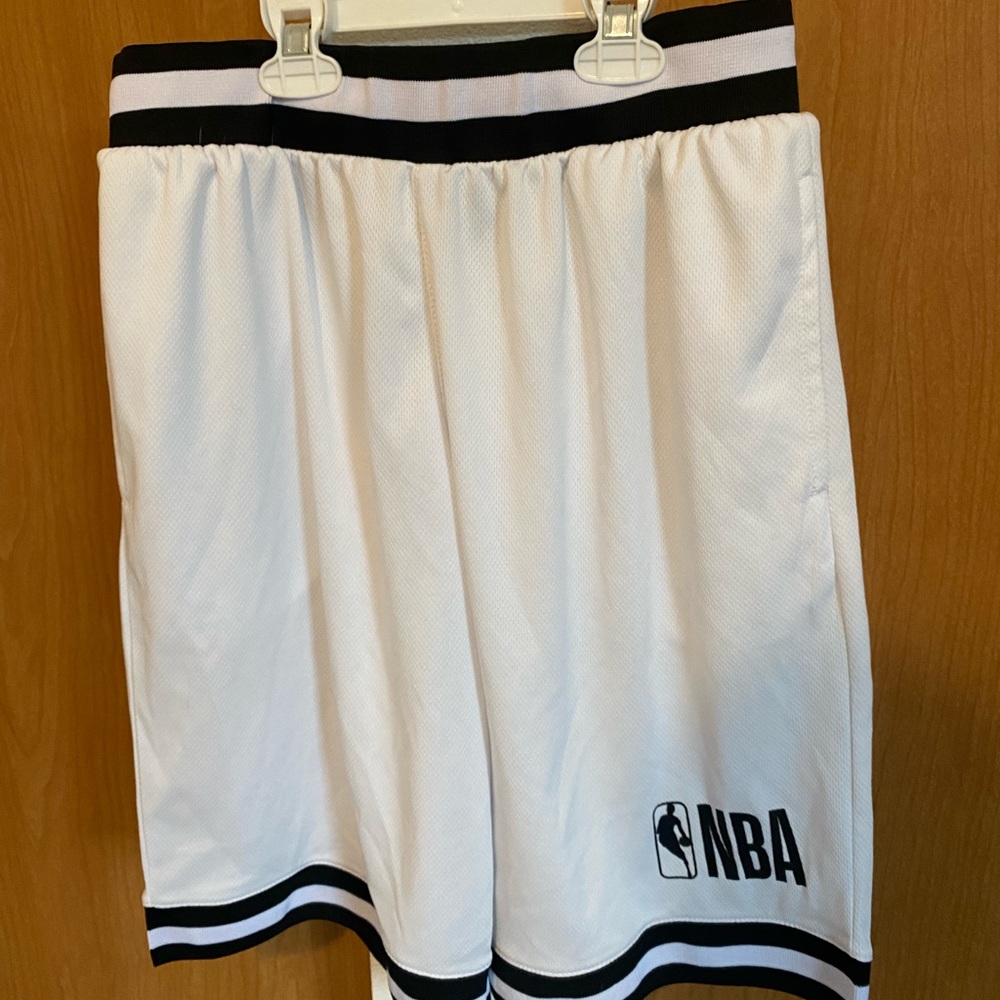 Mens NBA shorts white